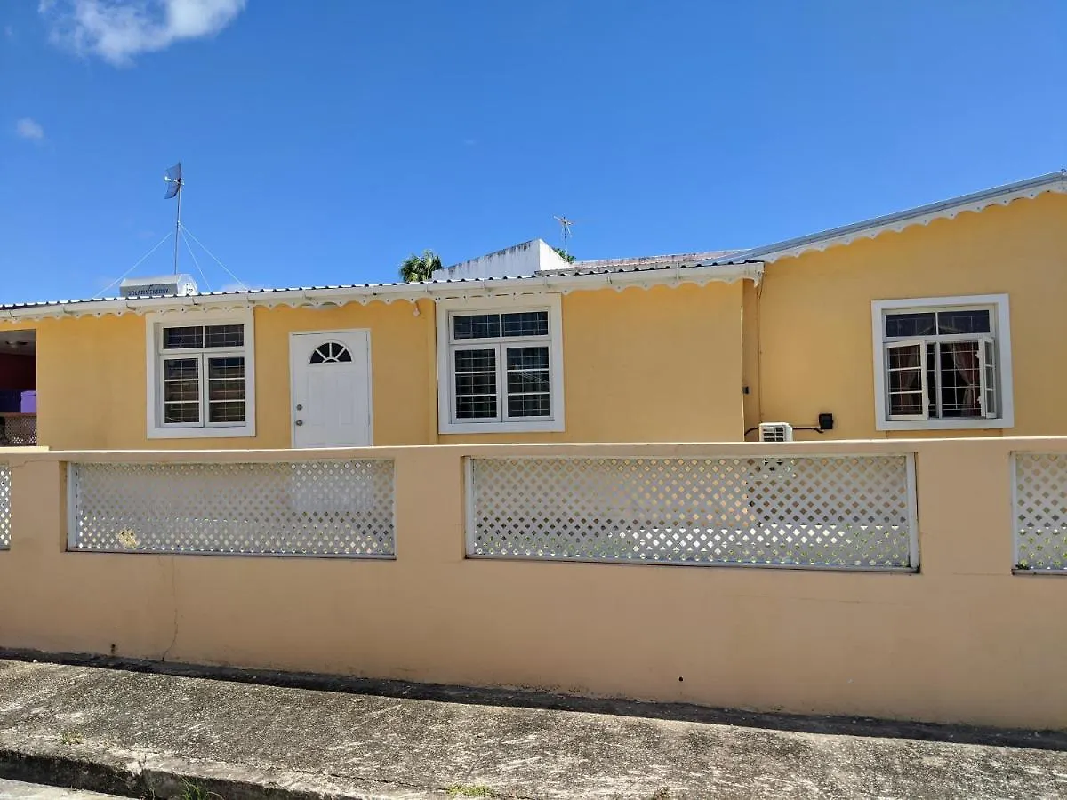 Apartment Anne'S Villa Christ Church